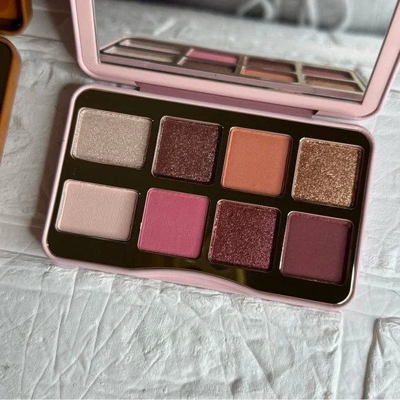 New Eyeshadow Palette Set